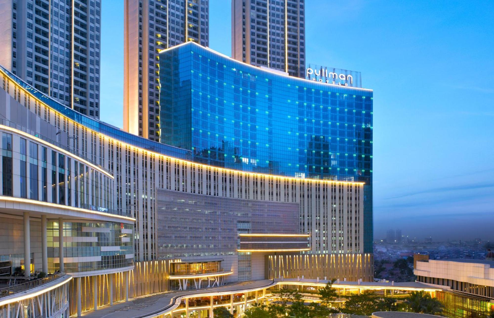 Pullman Jakarta Central Park Esterno foto Pullman Jakarta Central Business District