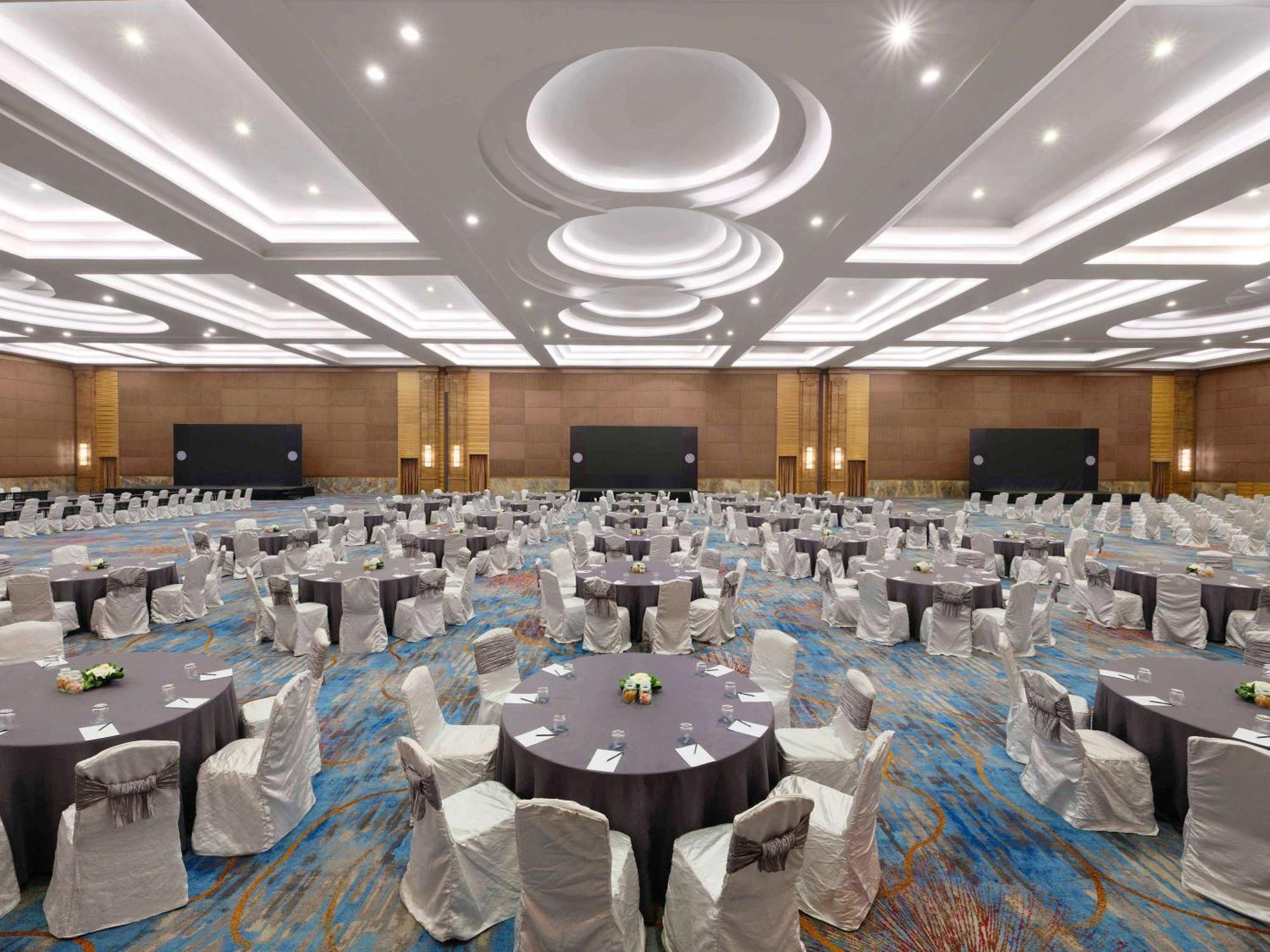 Pullman Jakarta Central Park Esterno foto The Grand Ballroom