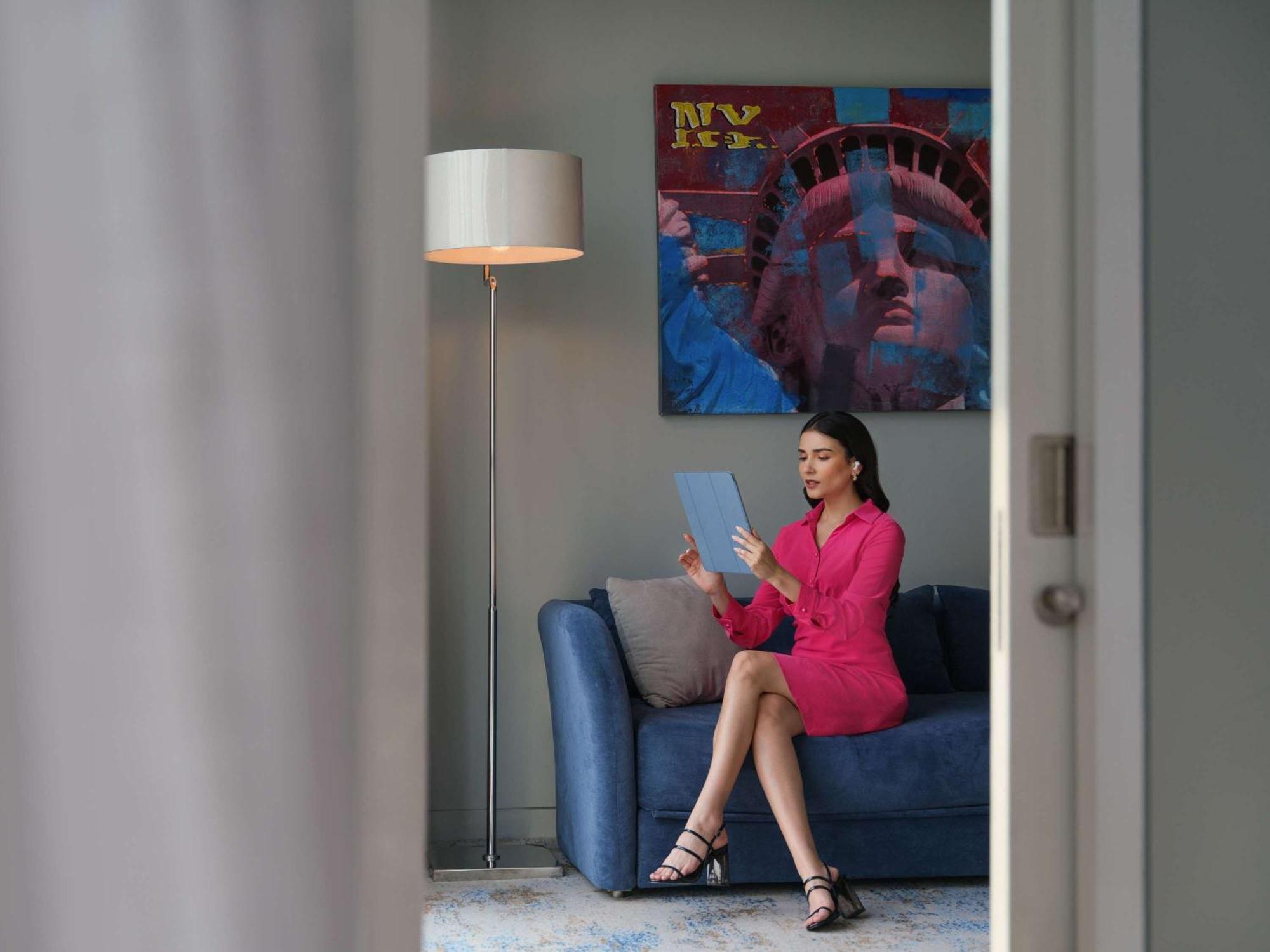 Pullman Jakarta Central Park Esterno foto A guest at the hotel