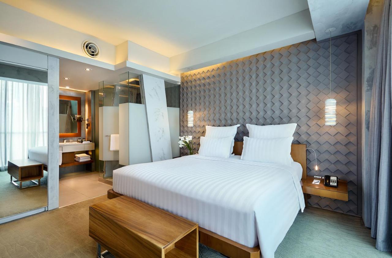 Pullman Jakarta Central Park Esterno foto Deluxe Suite